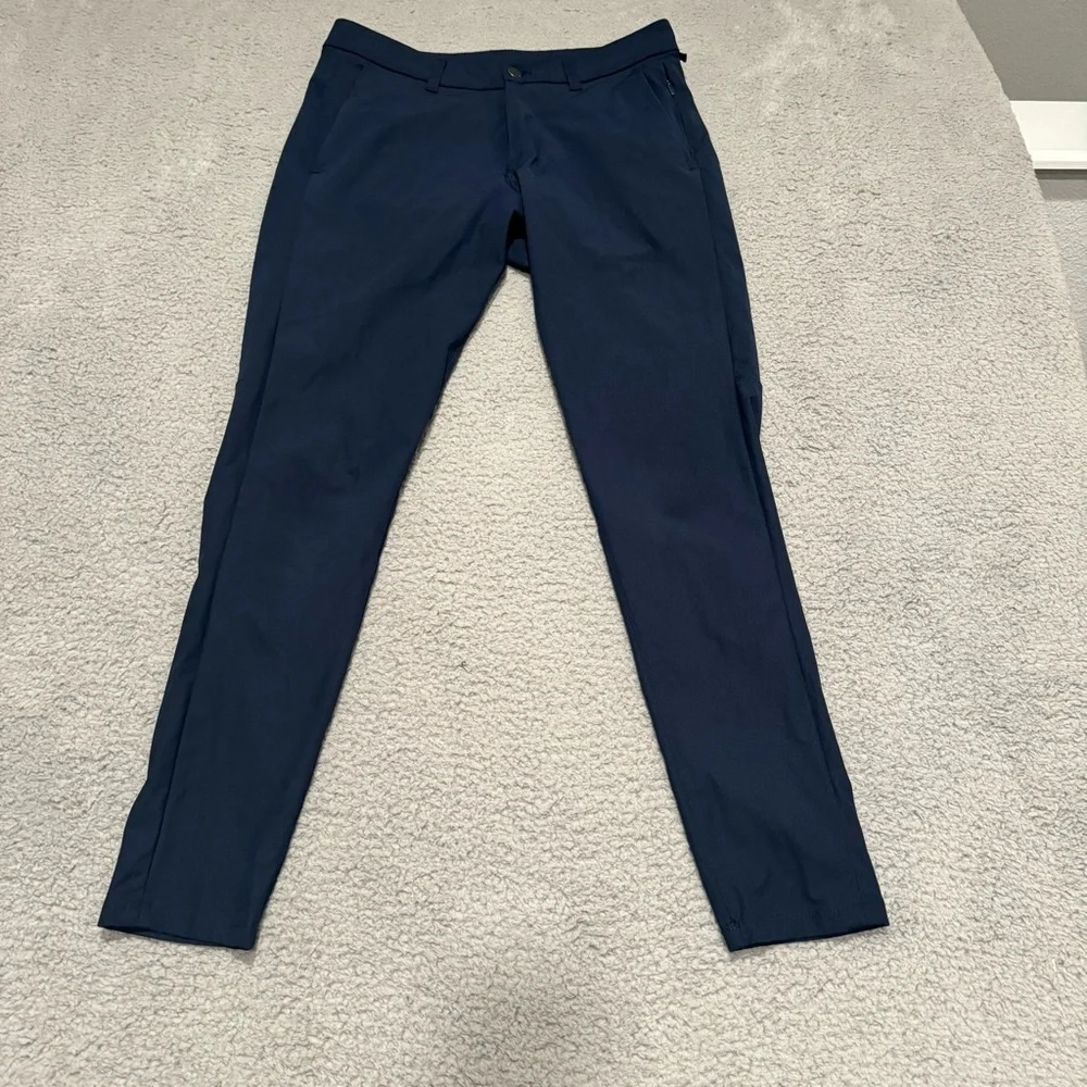 Lululemon Men's Commission Pant Classic Size 31x30 True Navy